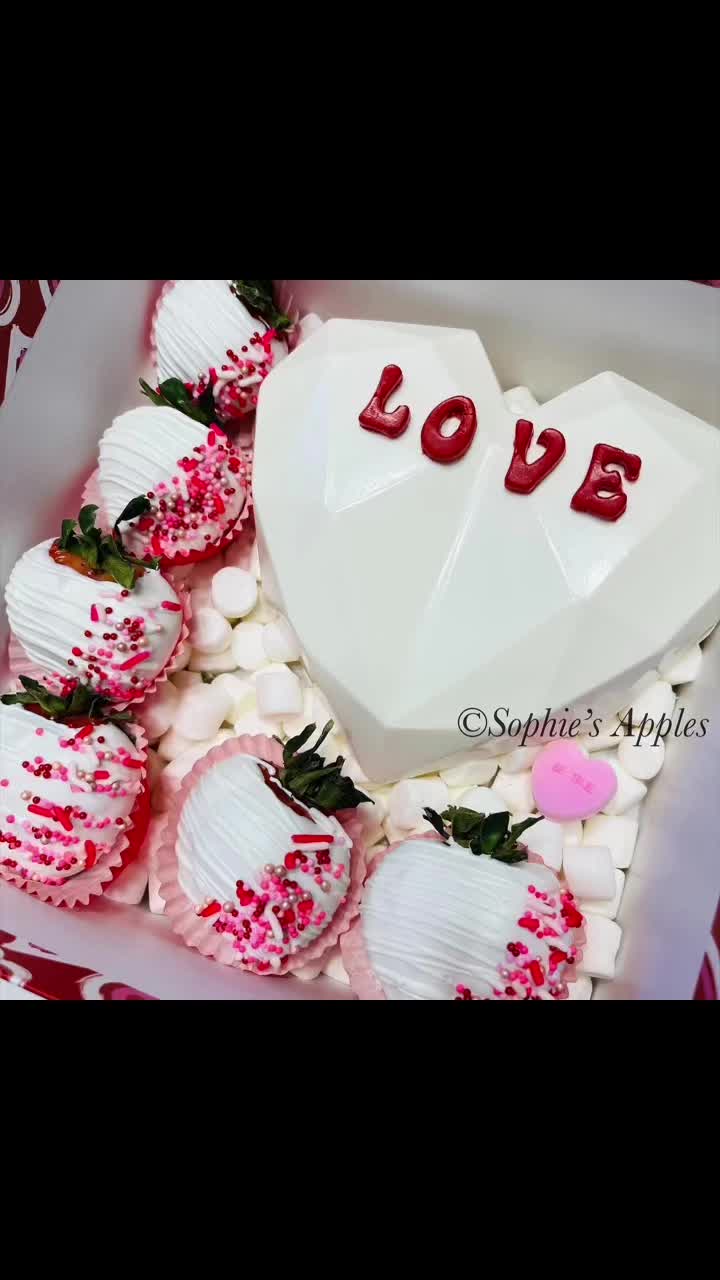 @Sophiesapples