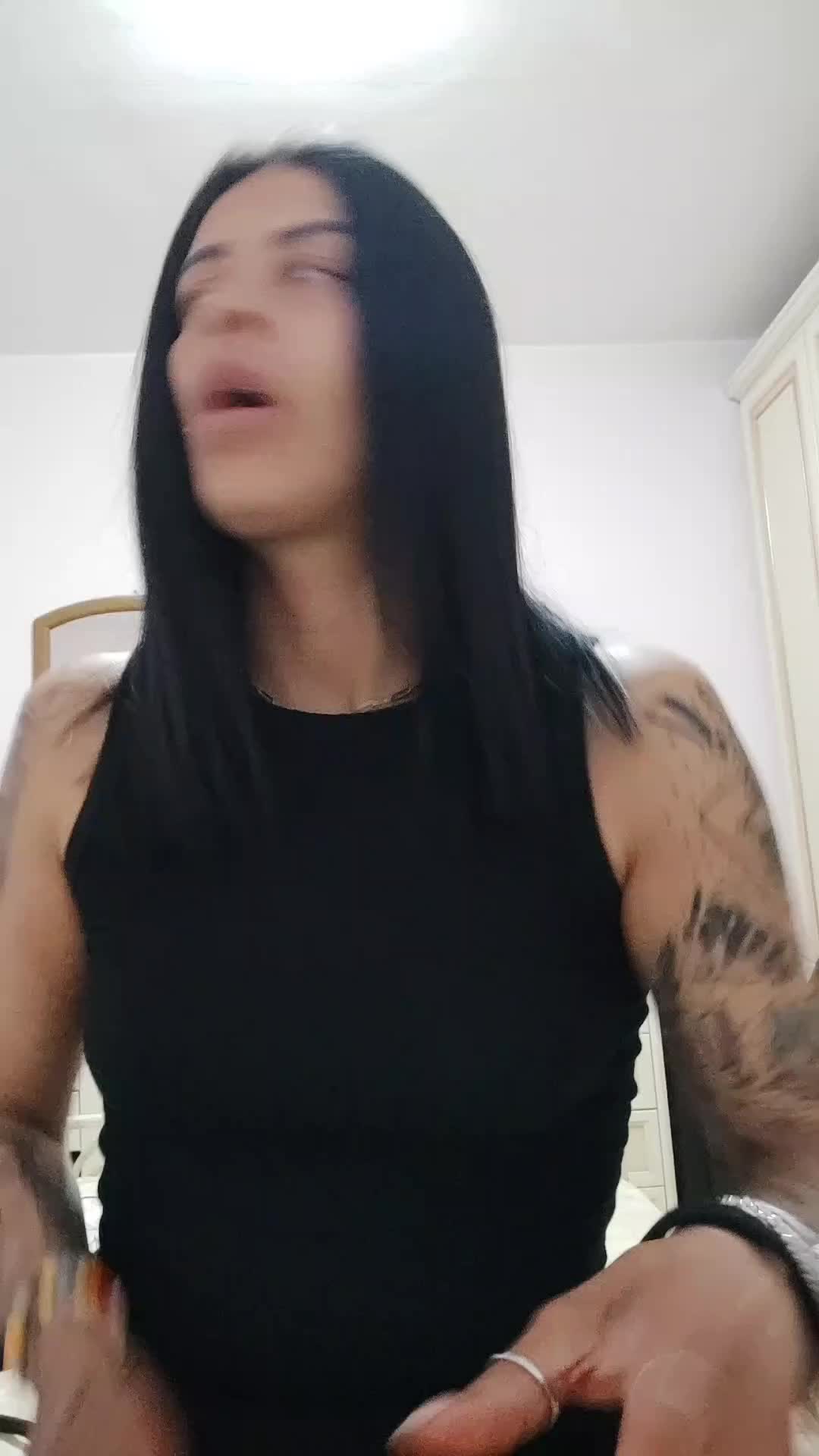 @Mamasita91 🌸🖤🐍