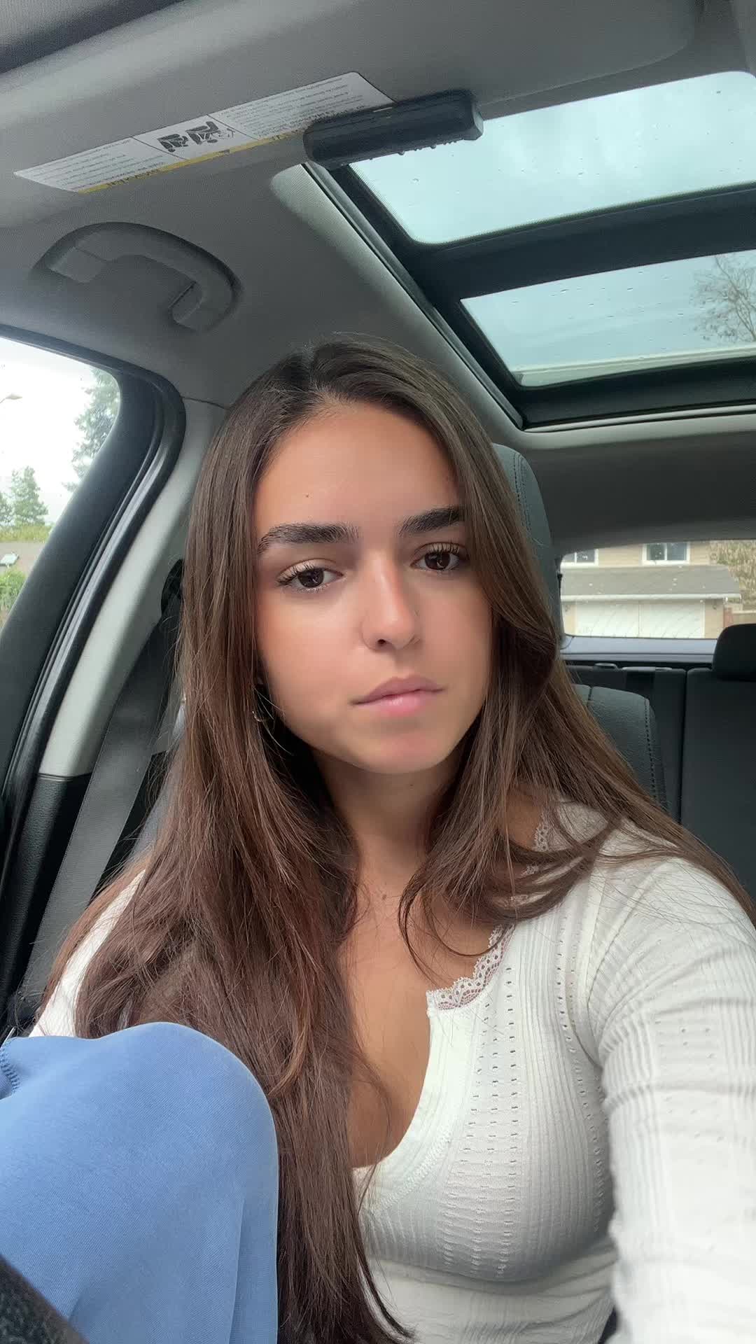 @nadia