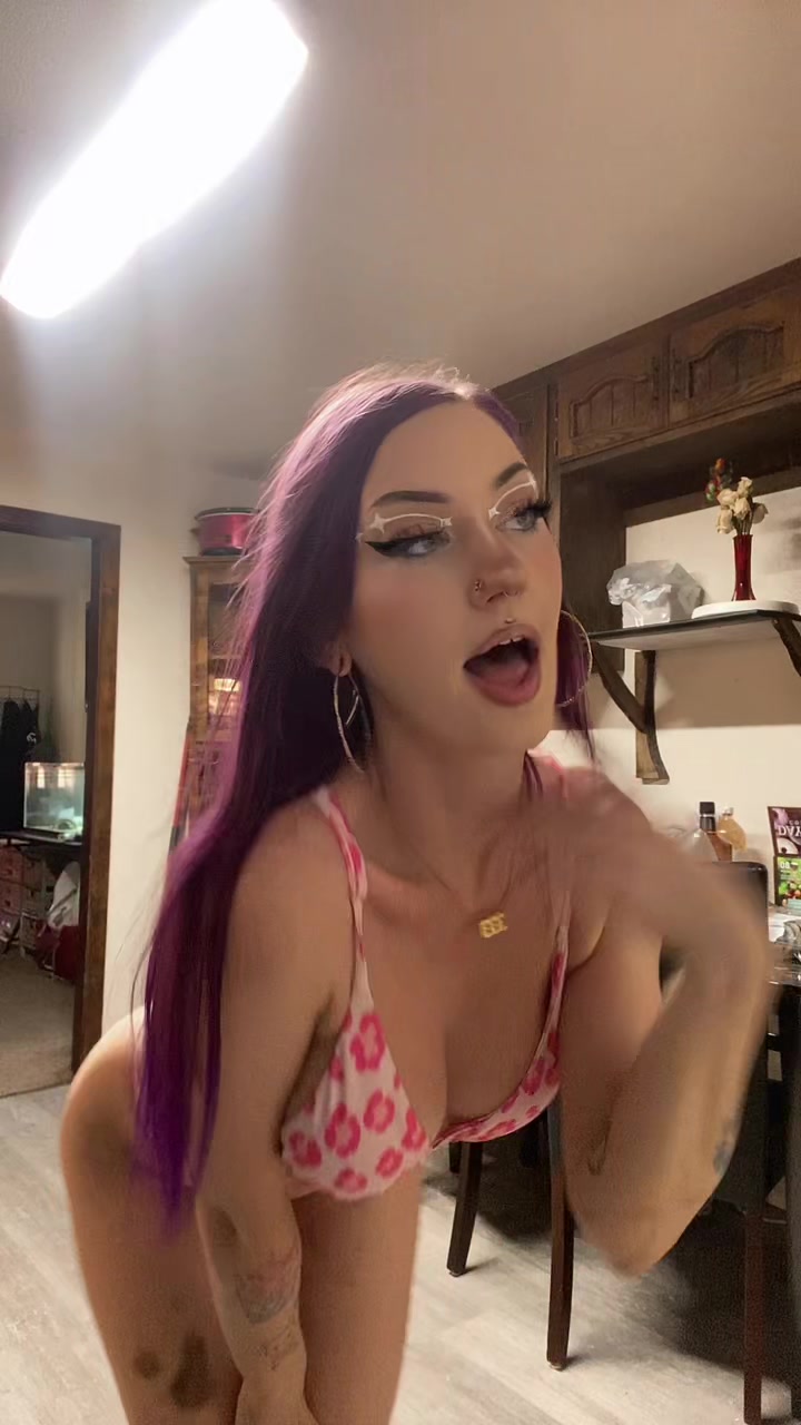 @Bre💅🏻✨🍄