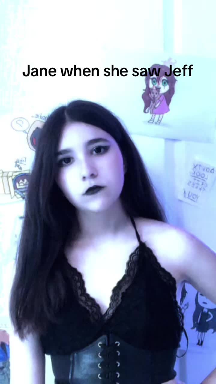 @⦻Alie⦻