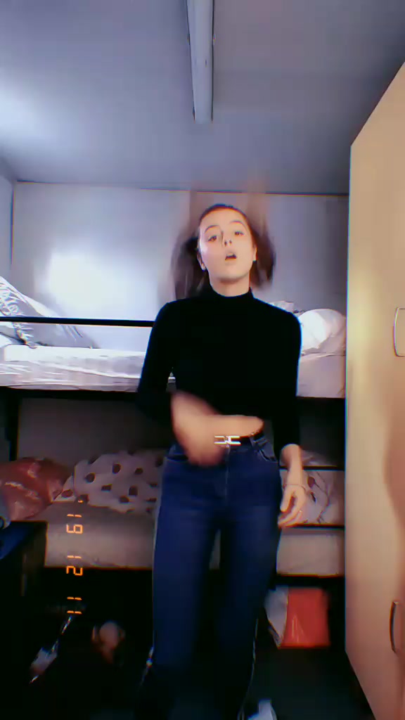 @Rebecca_official03