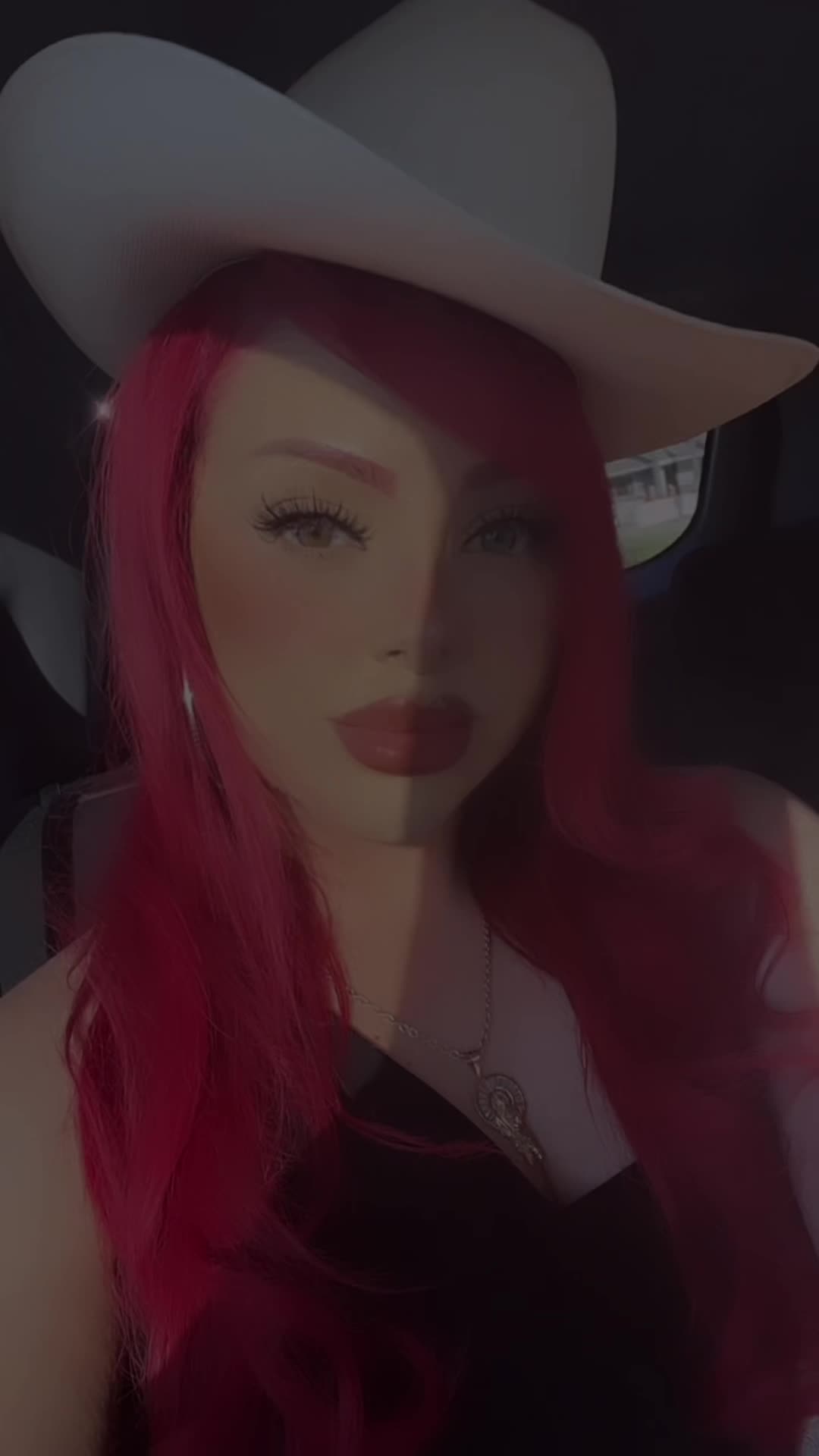 @𝒩ℯ𝓈𝓈𝒶👑