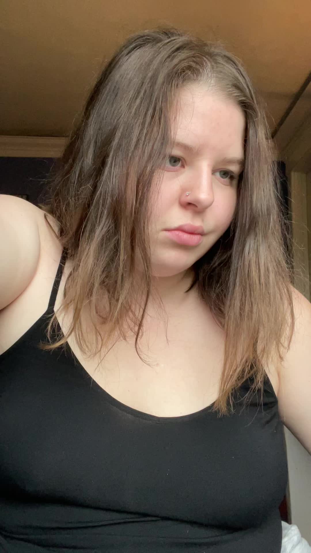 @HellaBella