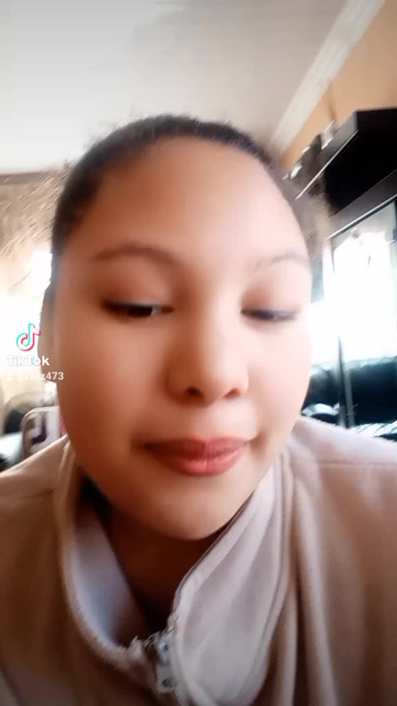 @rellie.officially_ 29