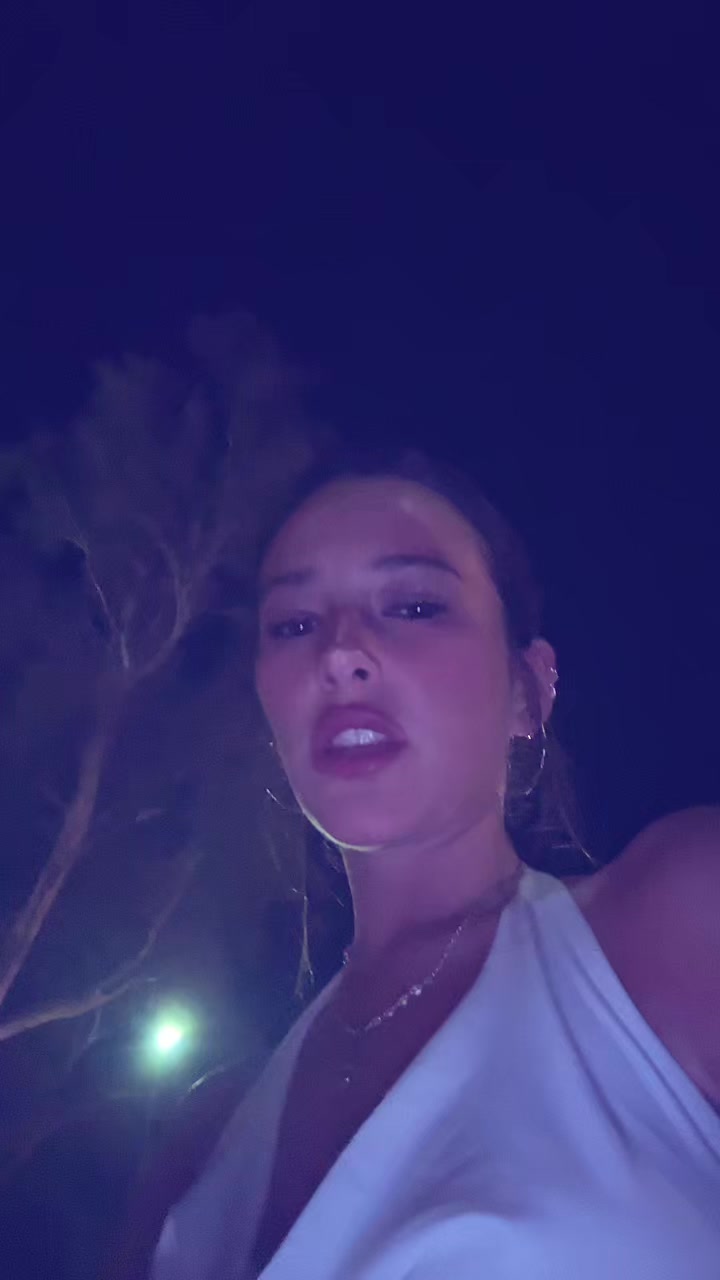 @camila