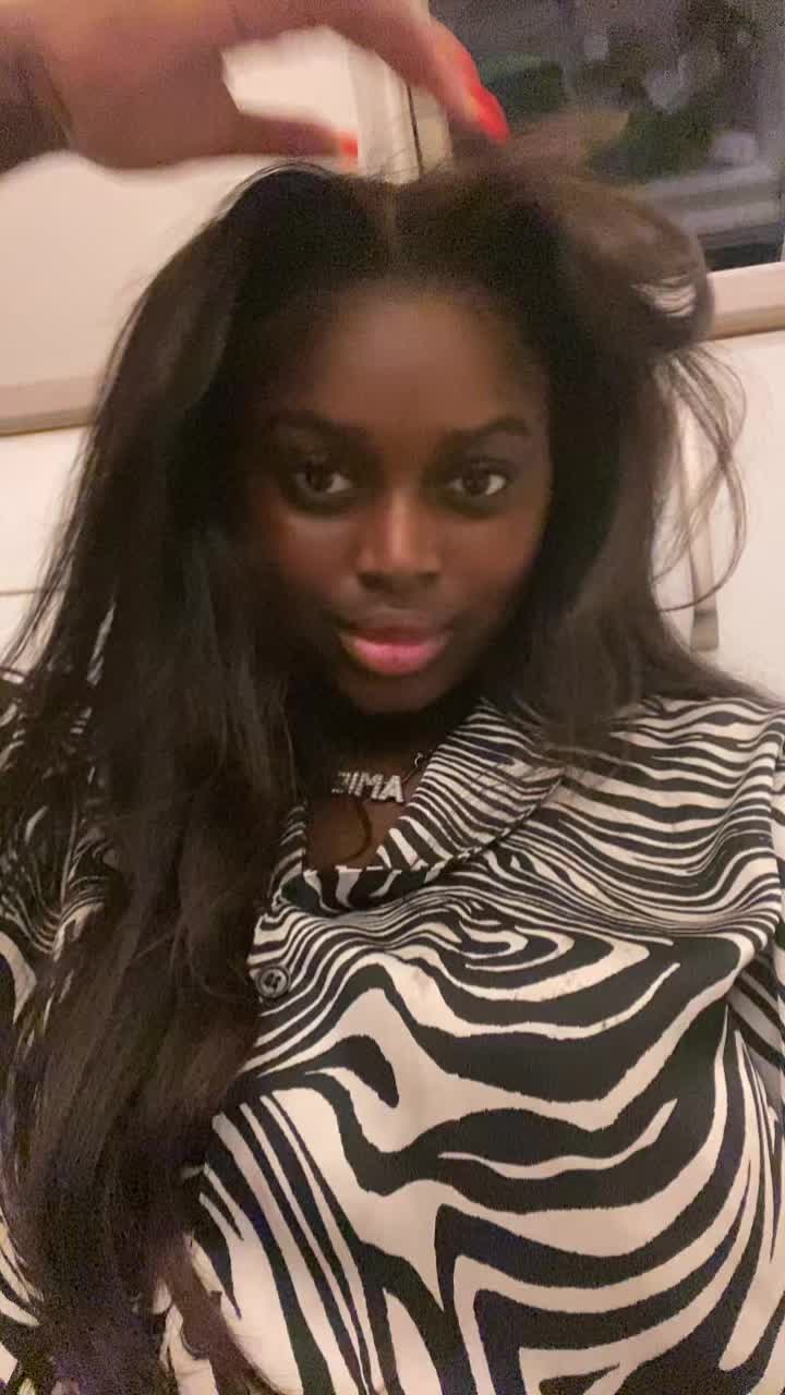@Blackbarbie