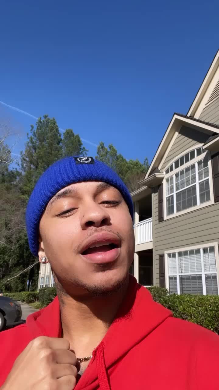 @thatsbraxton_