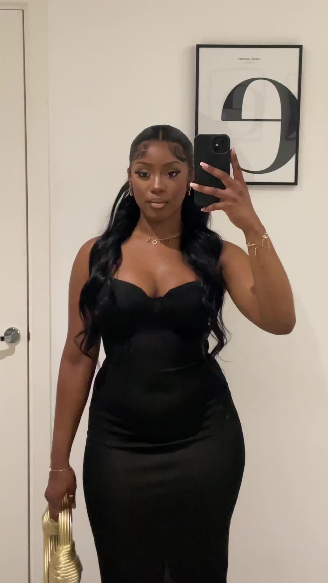 @Lala