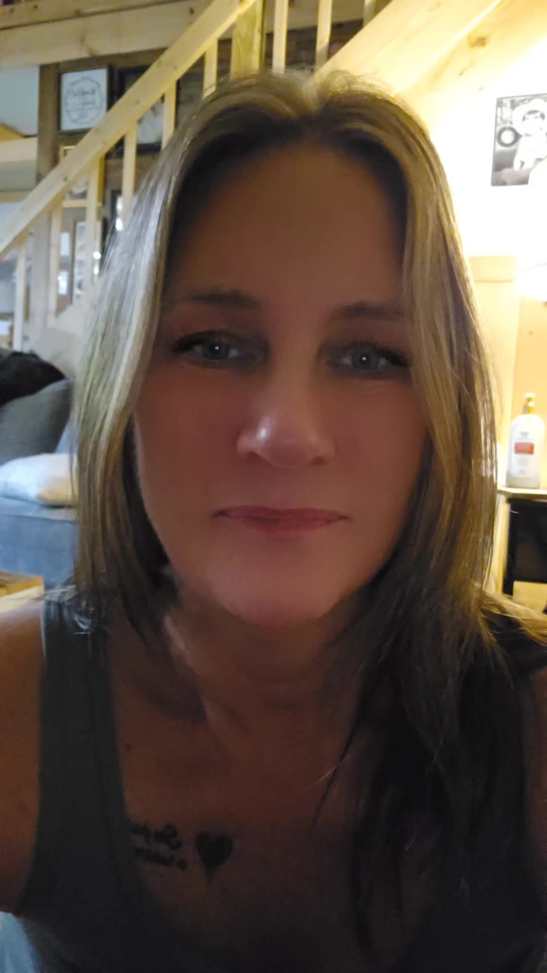 @Heatherhotwife