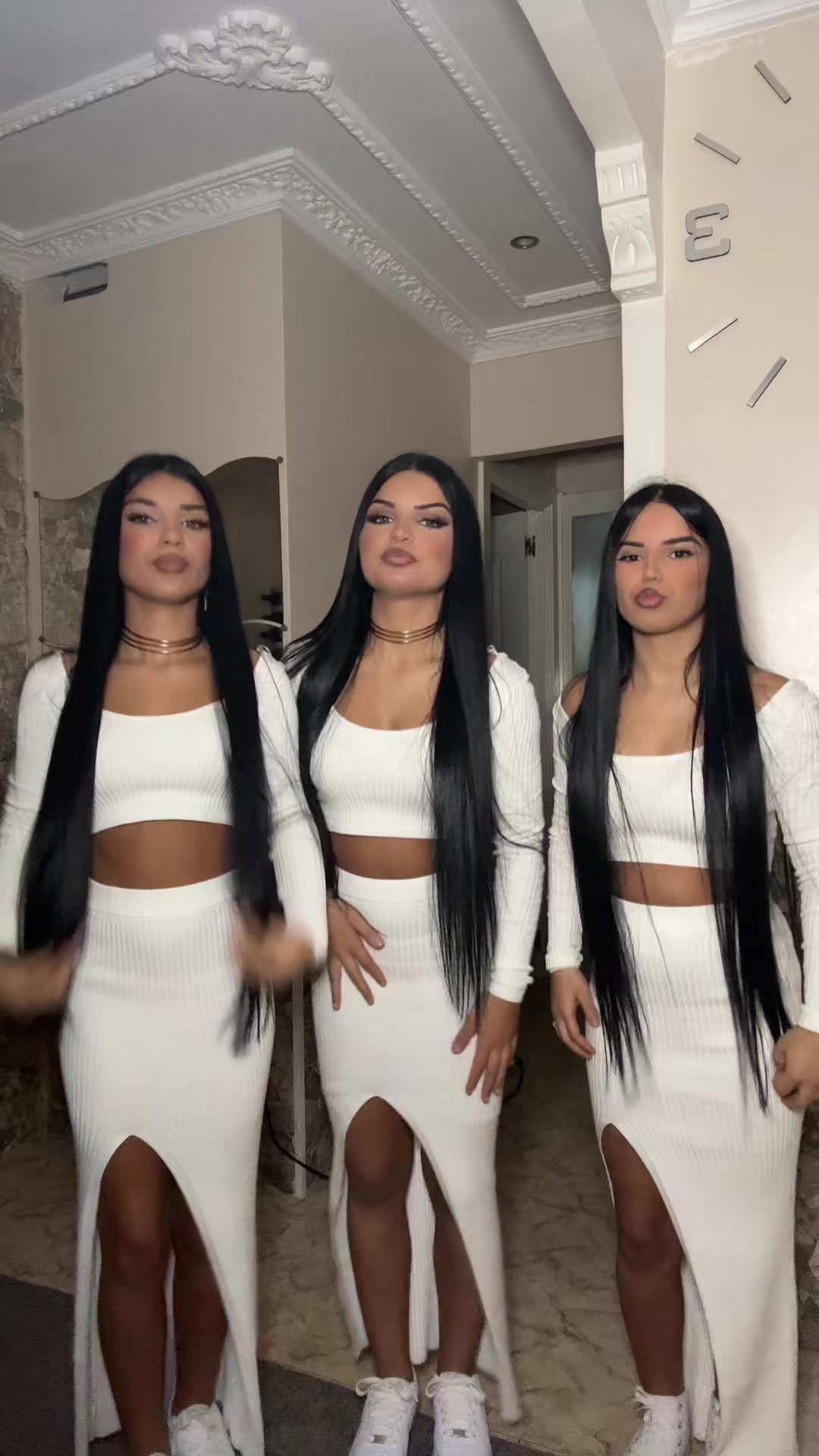 @Trillizas