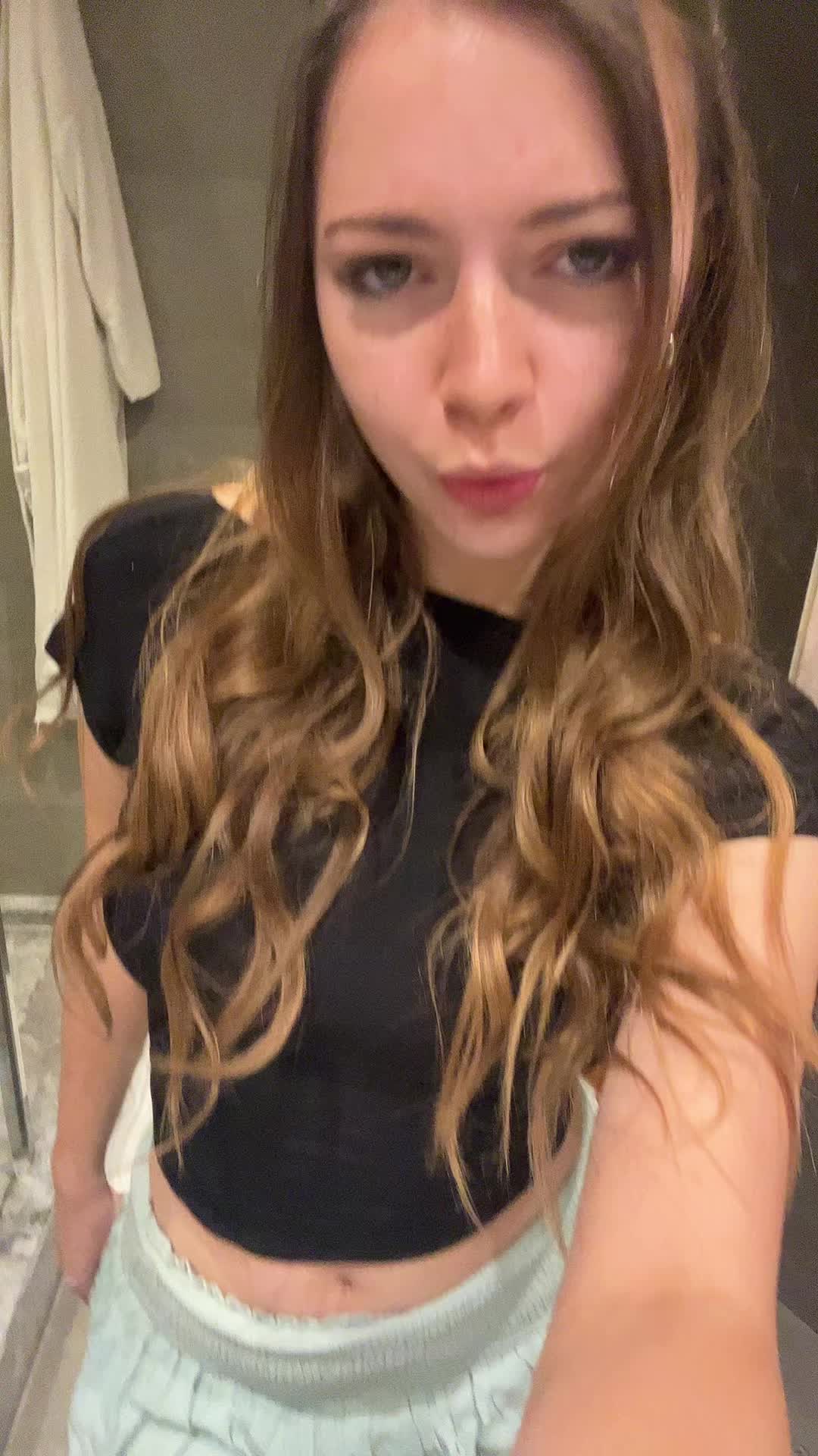 @Lolaaa