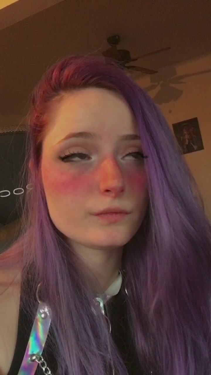 @Purrfina