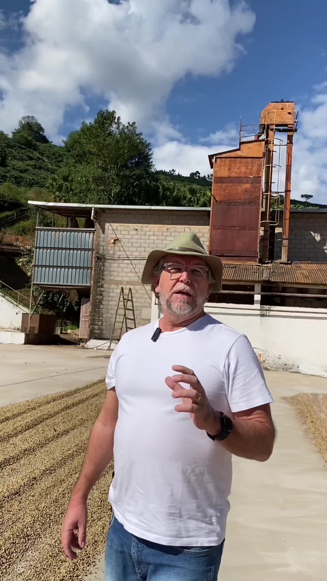 @T&uacute;lio Mattos