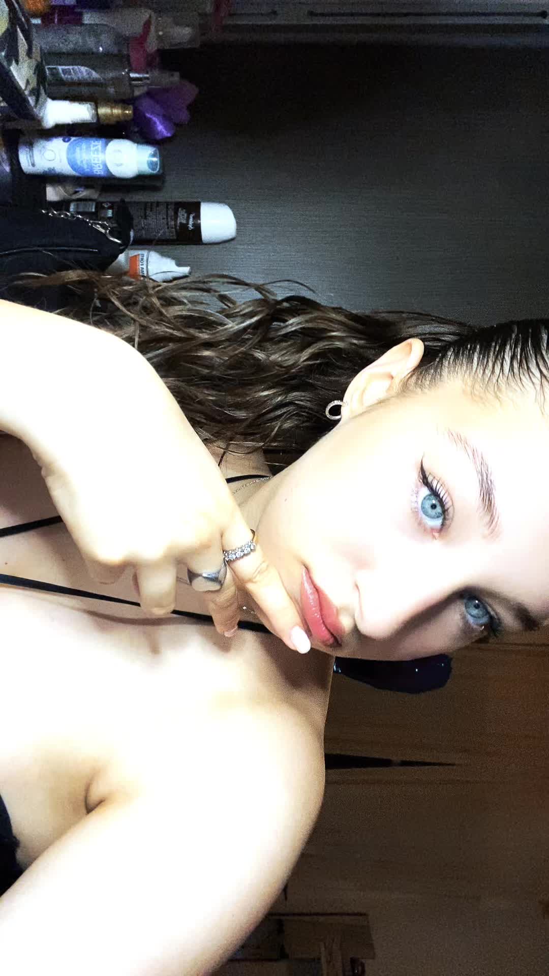 @Meri