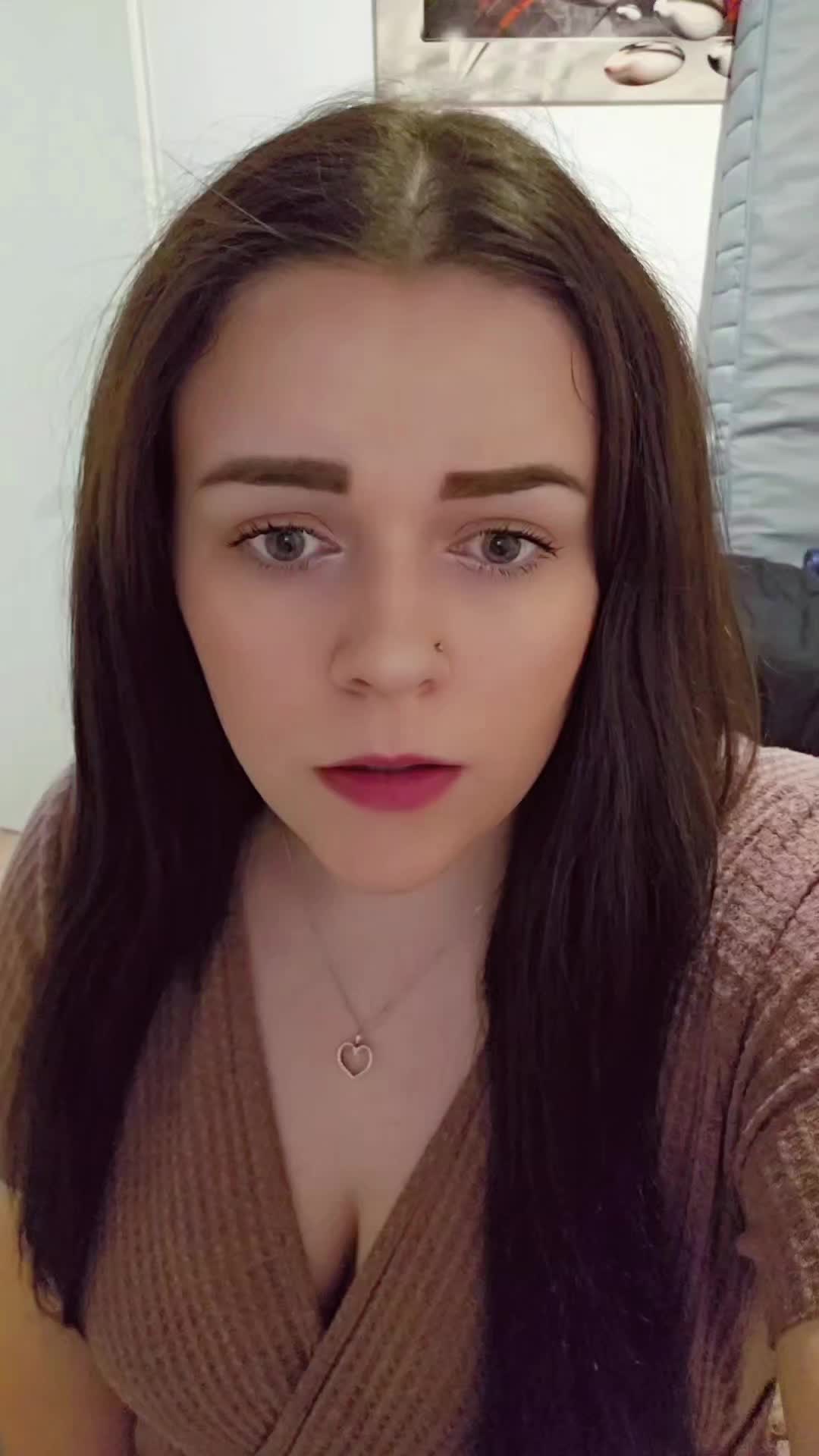 @Janine_lala