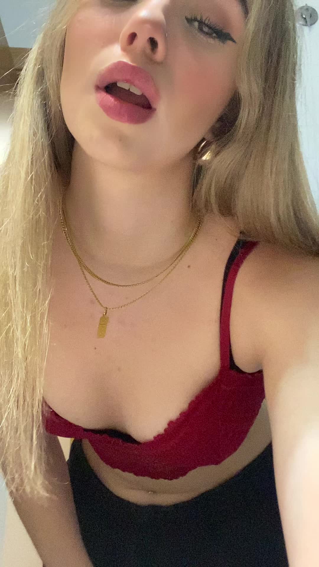 @emminchu