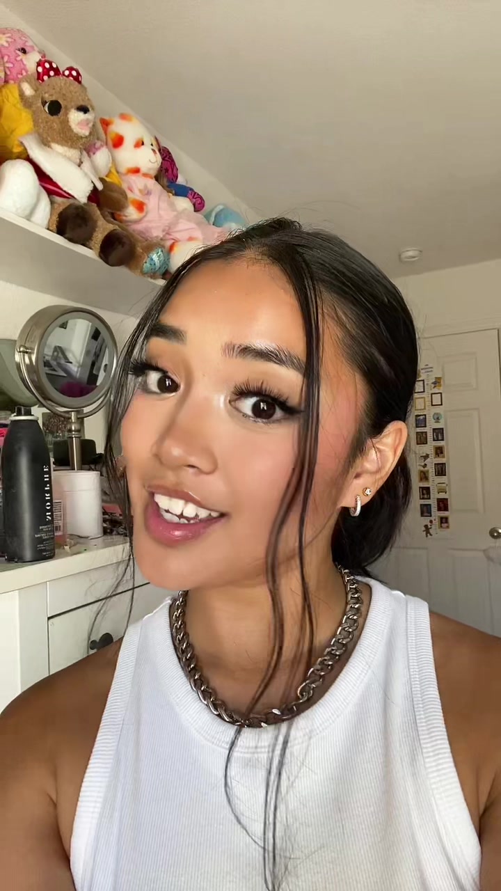 @Robyn