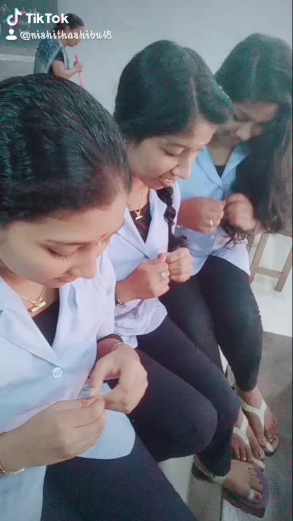 @Nishitha❤
