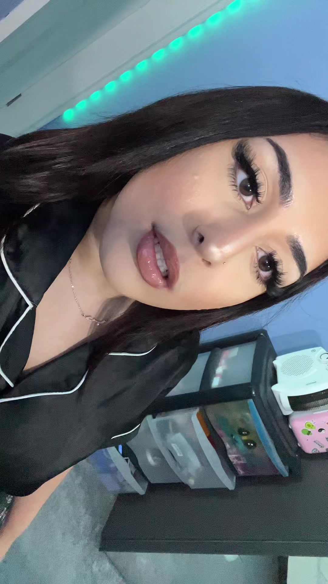@ScäpeGoat🐐