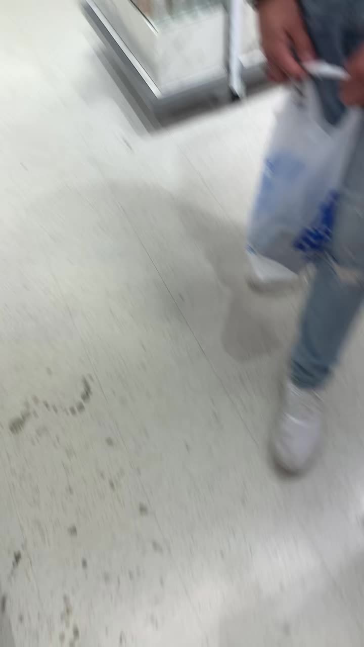 @ur mom