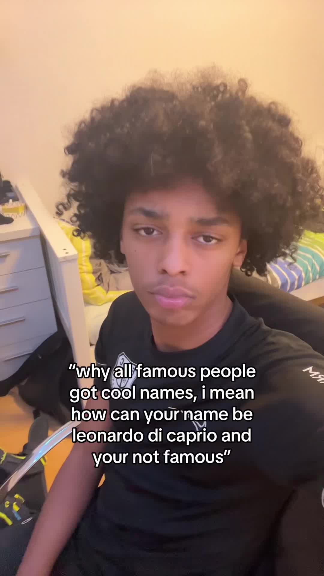 @👤