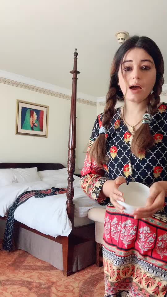 @Nainna🇵🇰🇺🇸