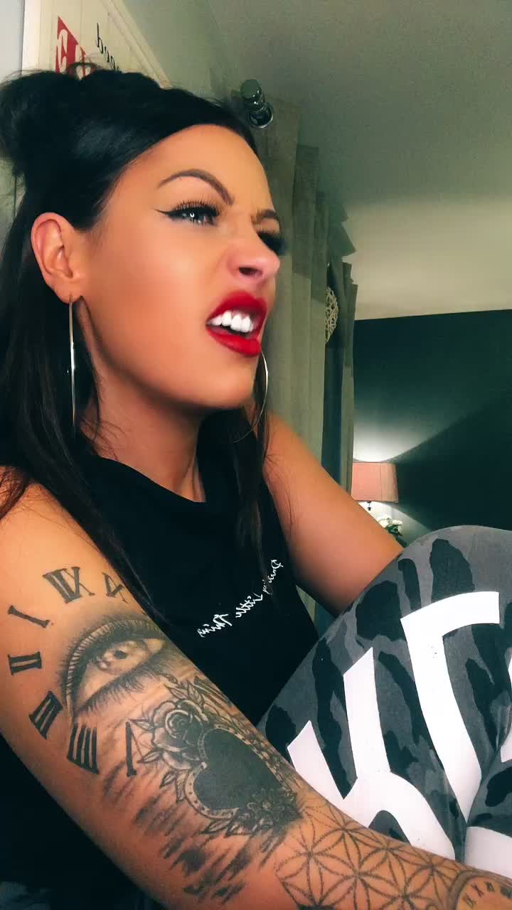 @CharElizabeth 🤍