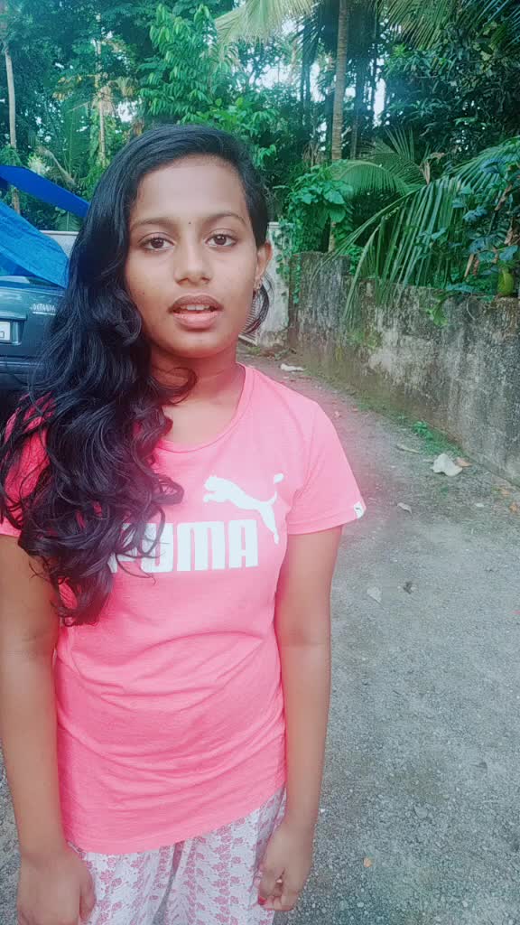 @Devika_deChuzzzz