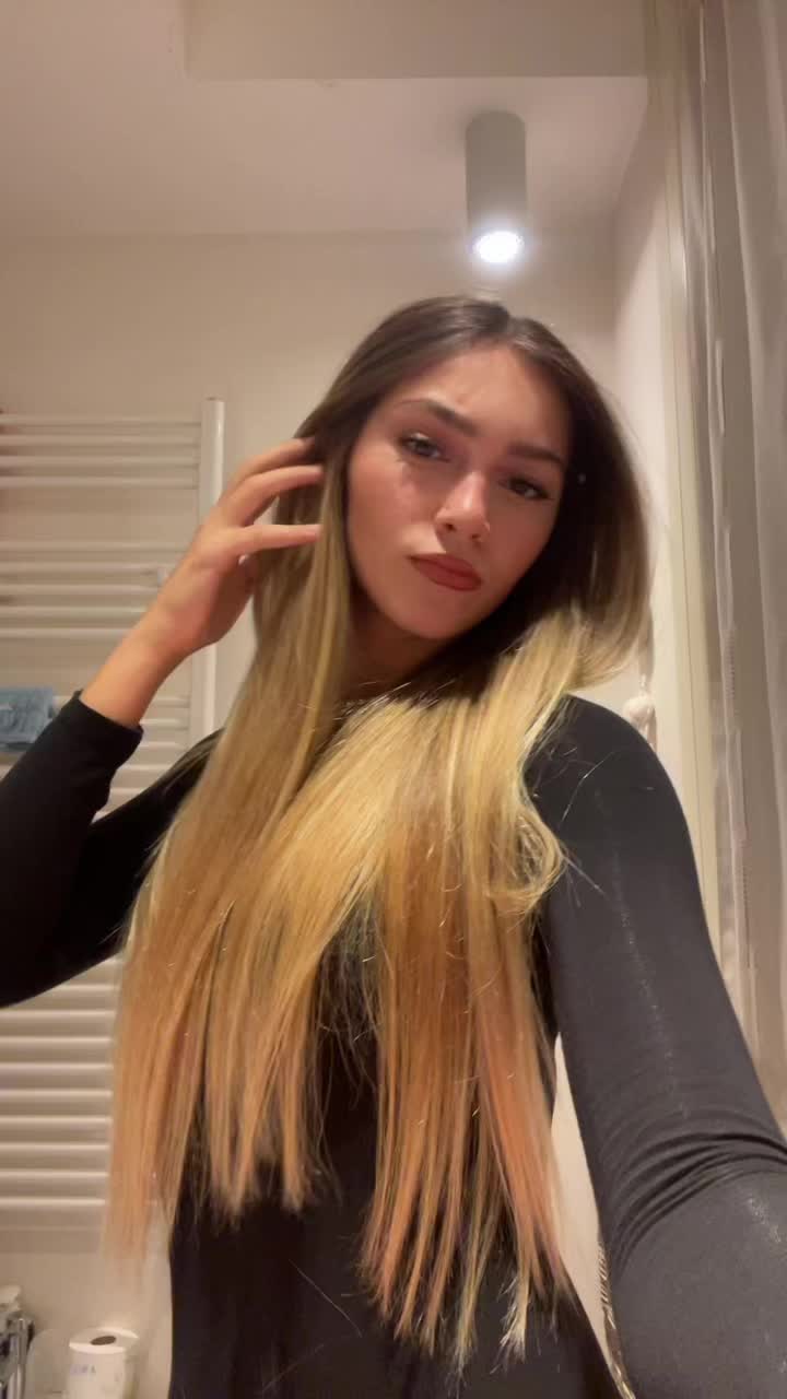 @𝓑𝓮𝓪𝓽𝓻𝓲𝓬𝓮