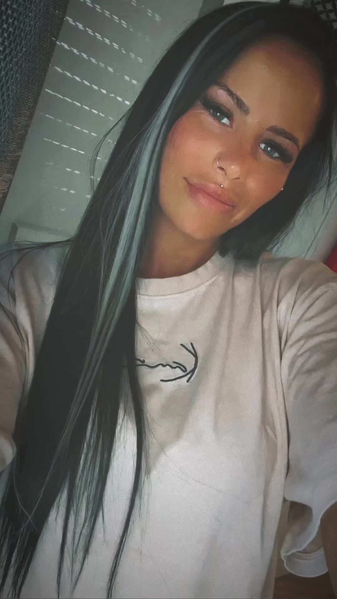 @Vanessa 🖤