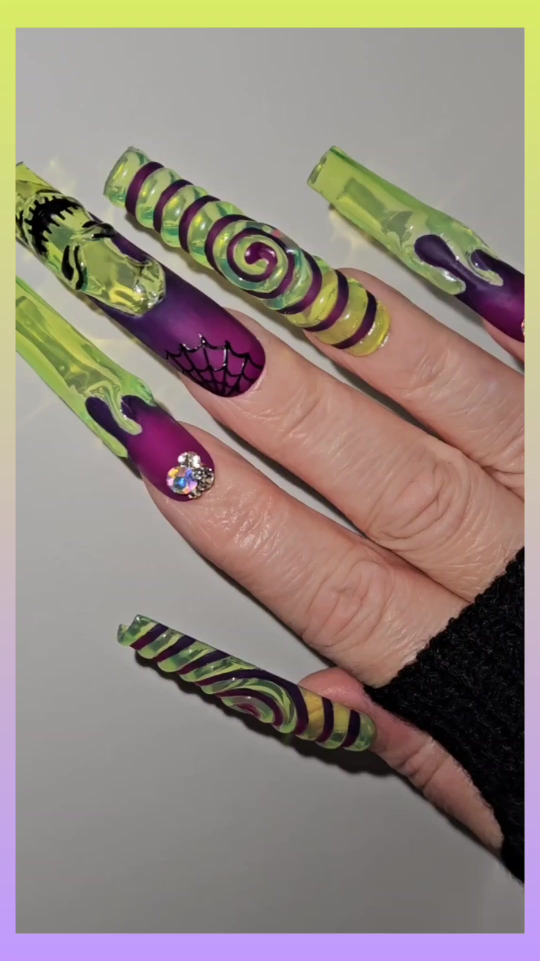 @Conjure Up Nails