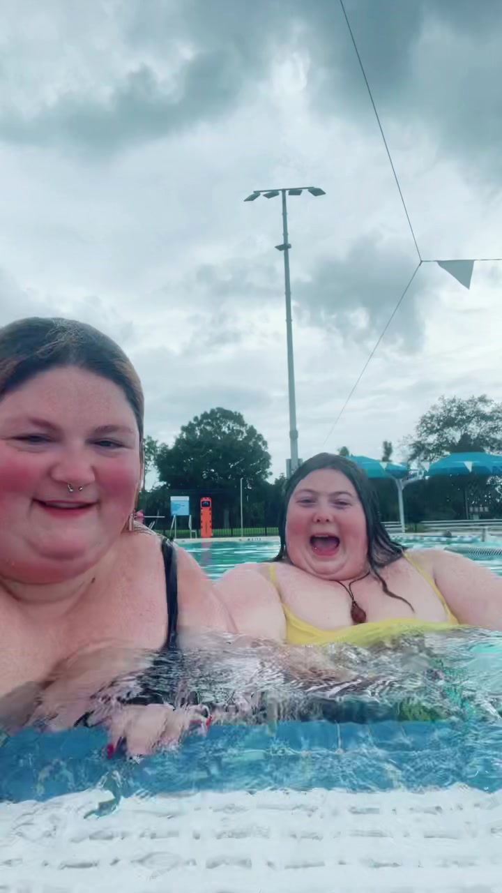 @Kelli