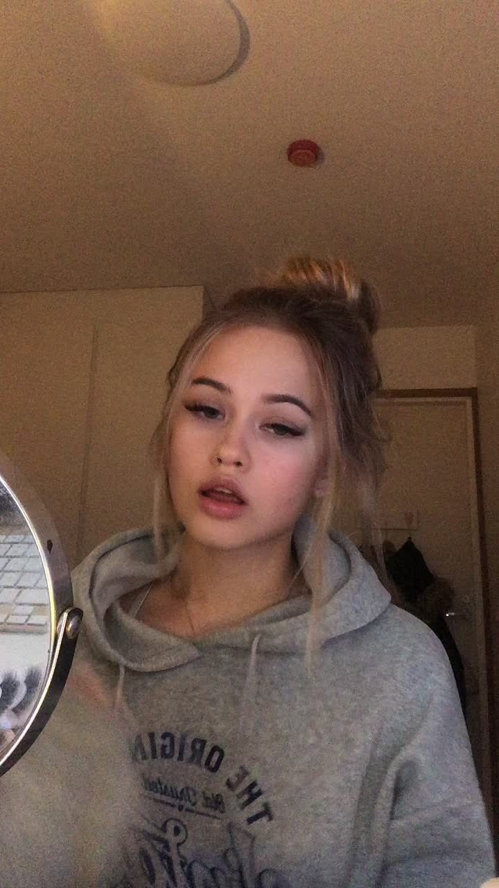 @nia