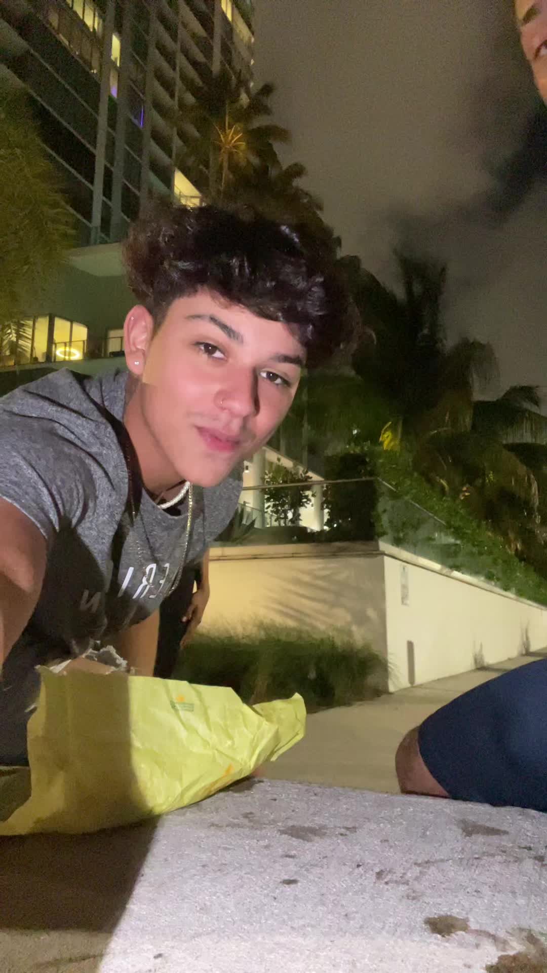 @Juanfer