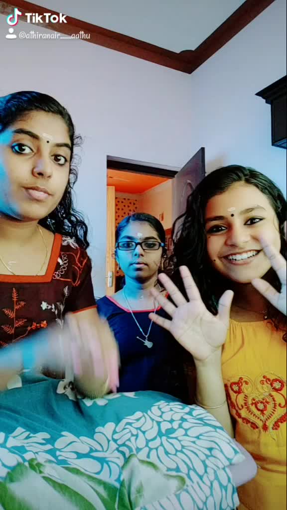 @Athira Nair__aathu
