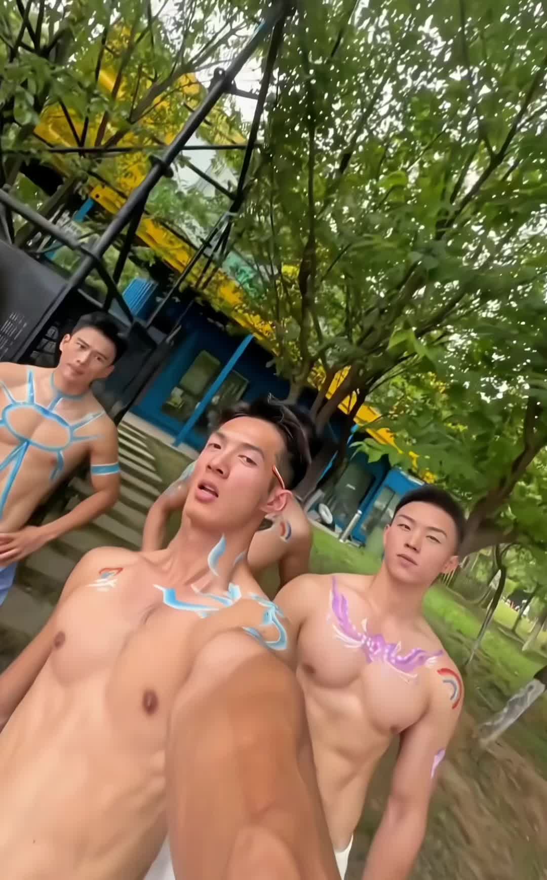 @HD13