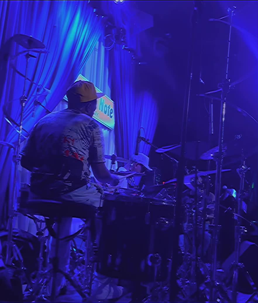 @DrummerBooyyy