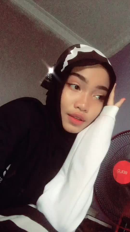 @ellya.aaa