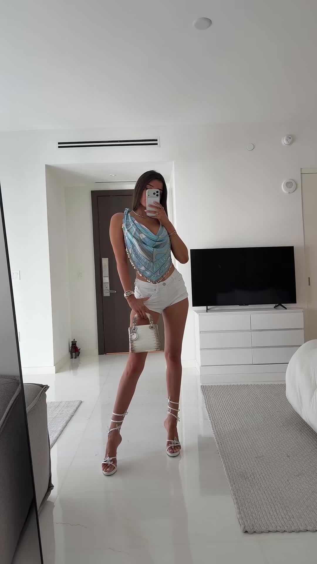 @V.