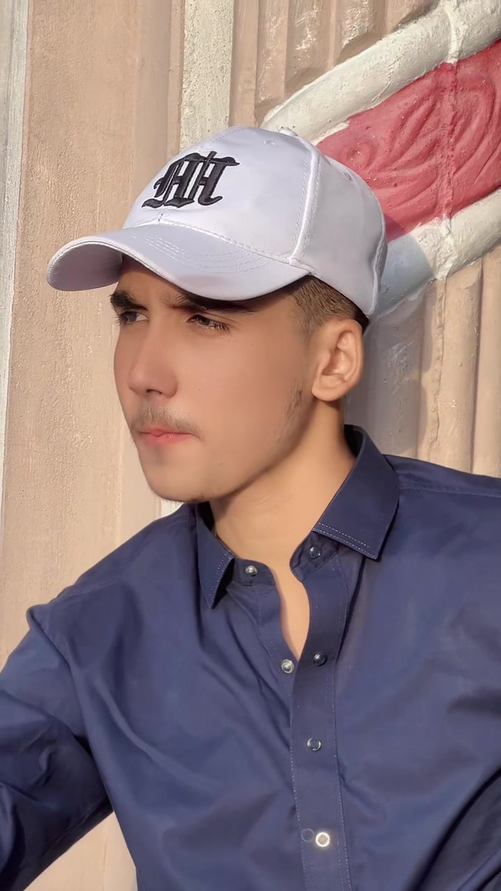 @𝑹𝑨𝒁𝒊𝒊𝒊  🤭