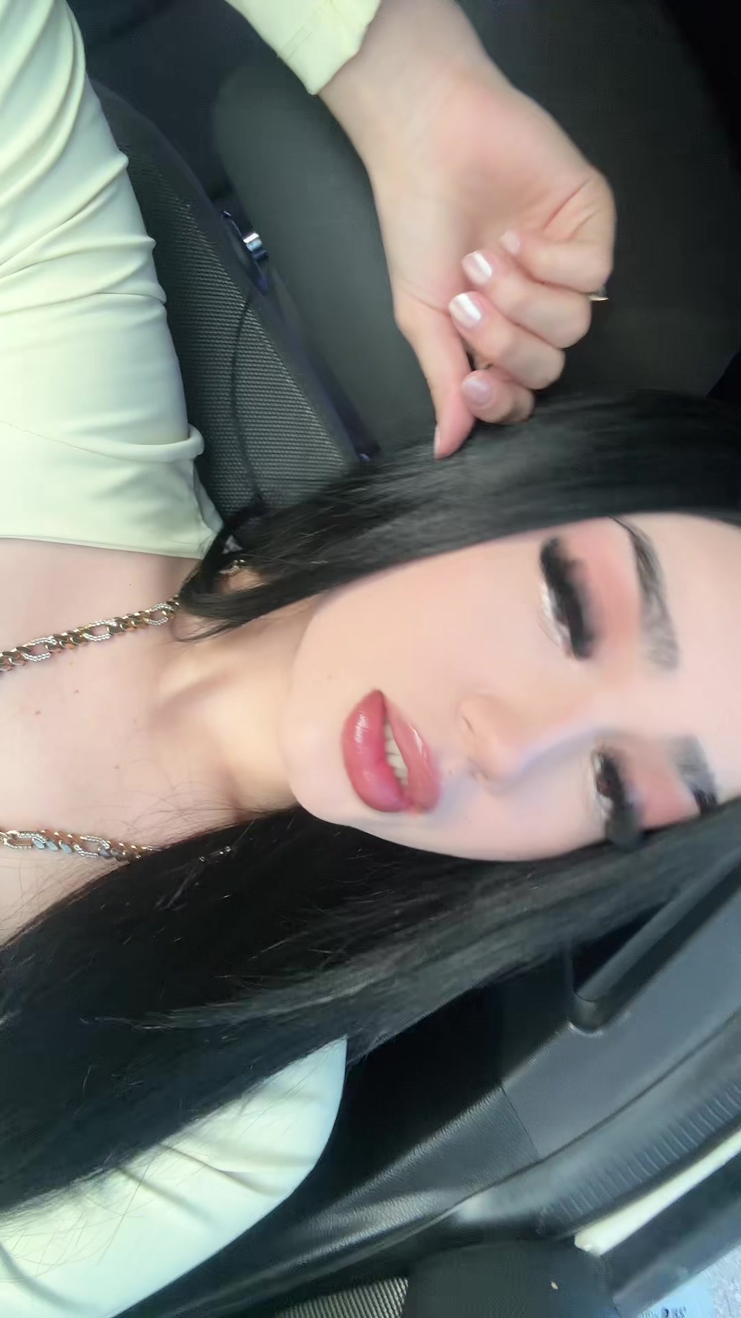 @les.