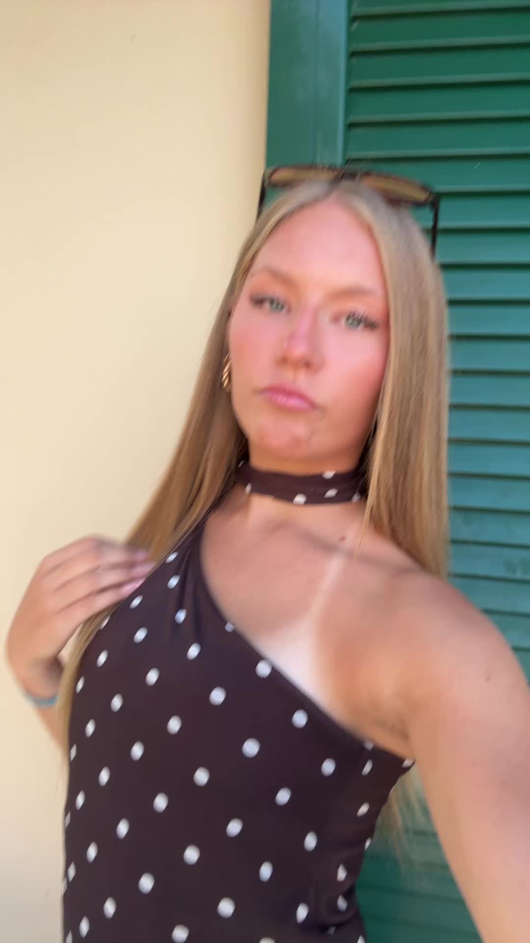 @slrlara