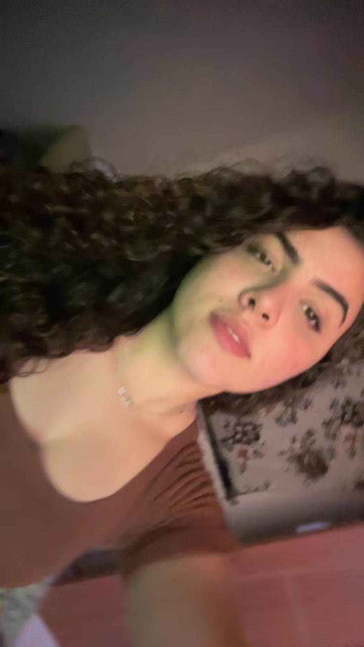 @leleuuu