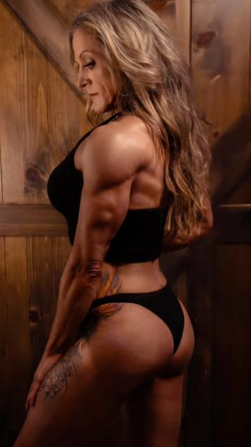 @shelleymorrisbell IFBB PRO