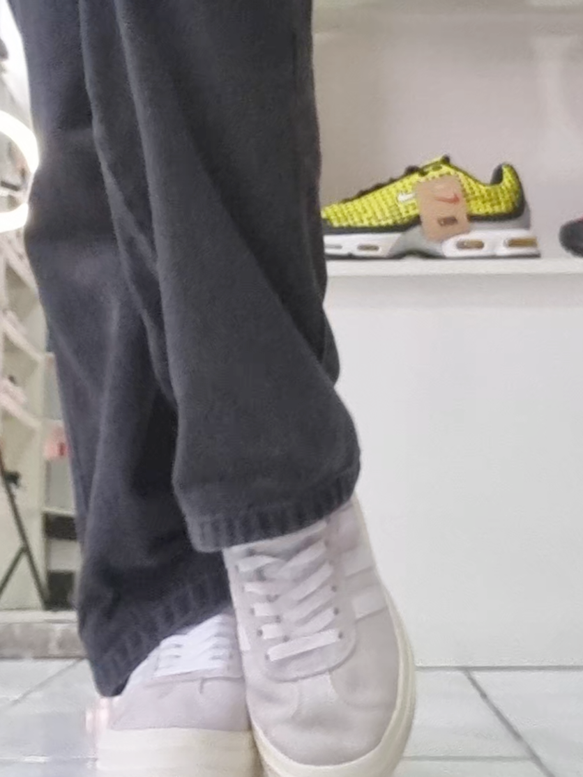 @Solo Sneakers