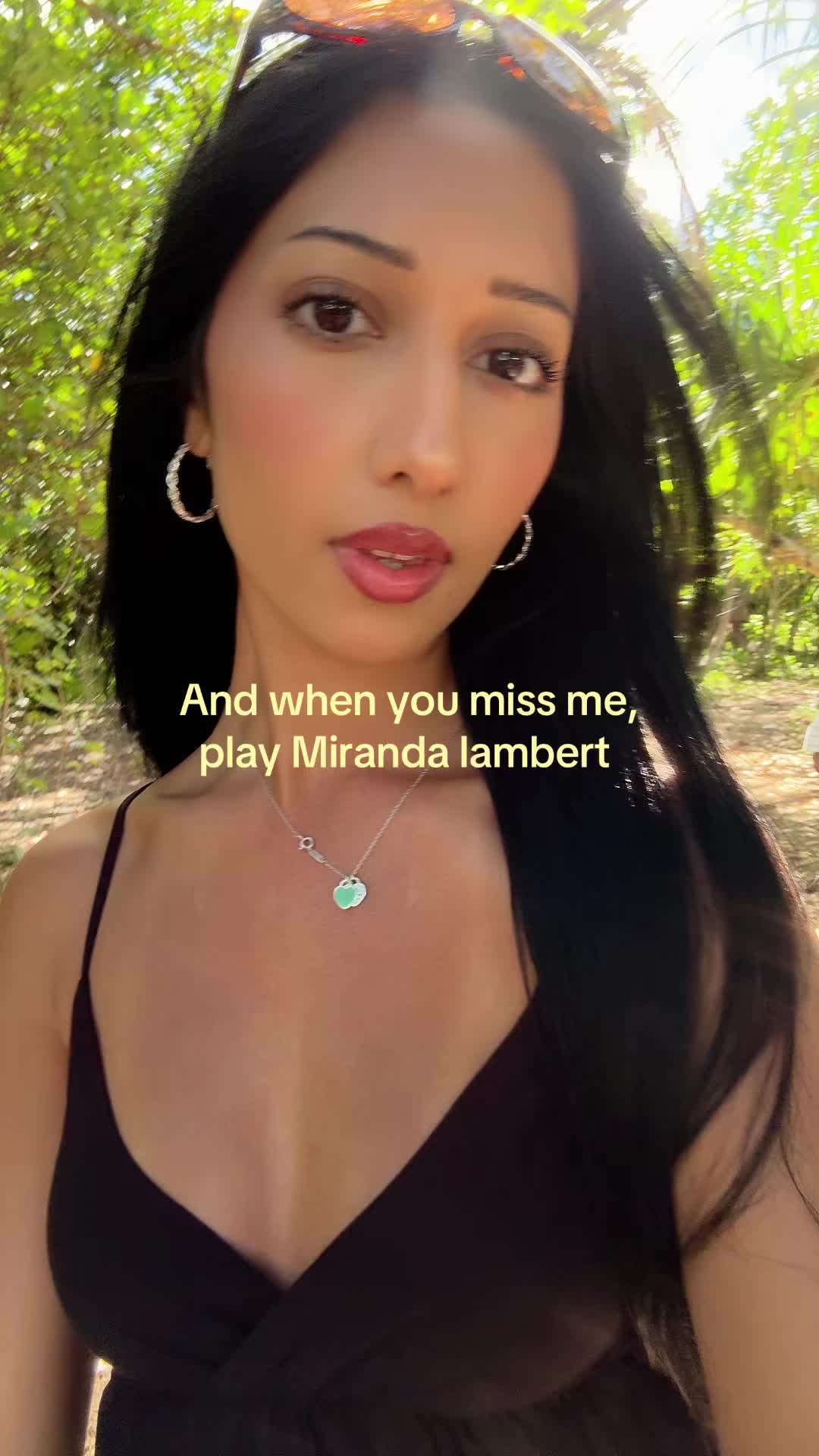 @momospersonalshopper
