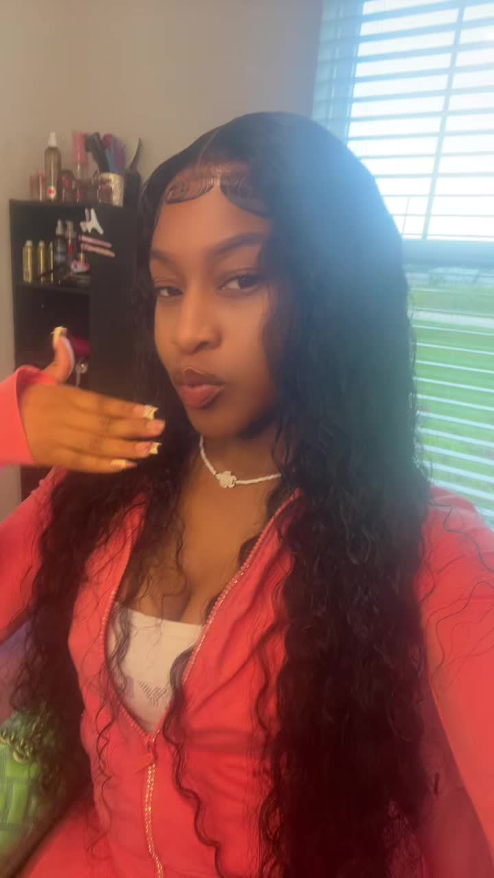 @QueenNae