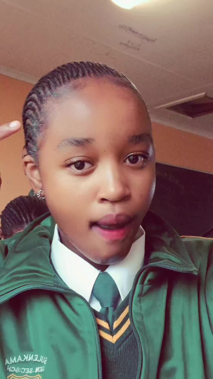 @Sivuyisiwe Njobe🎀