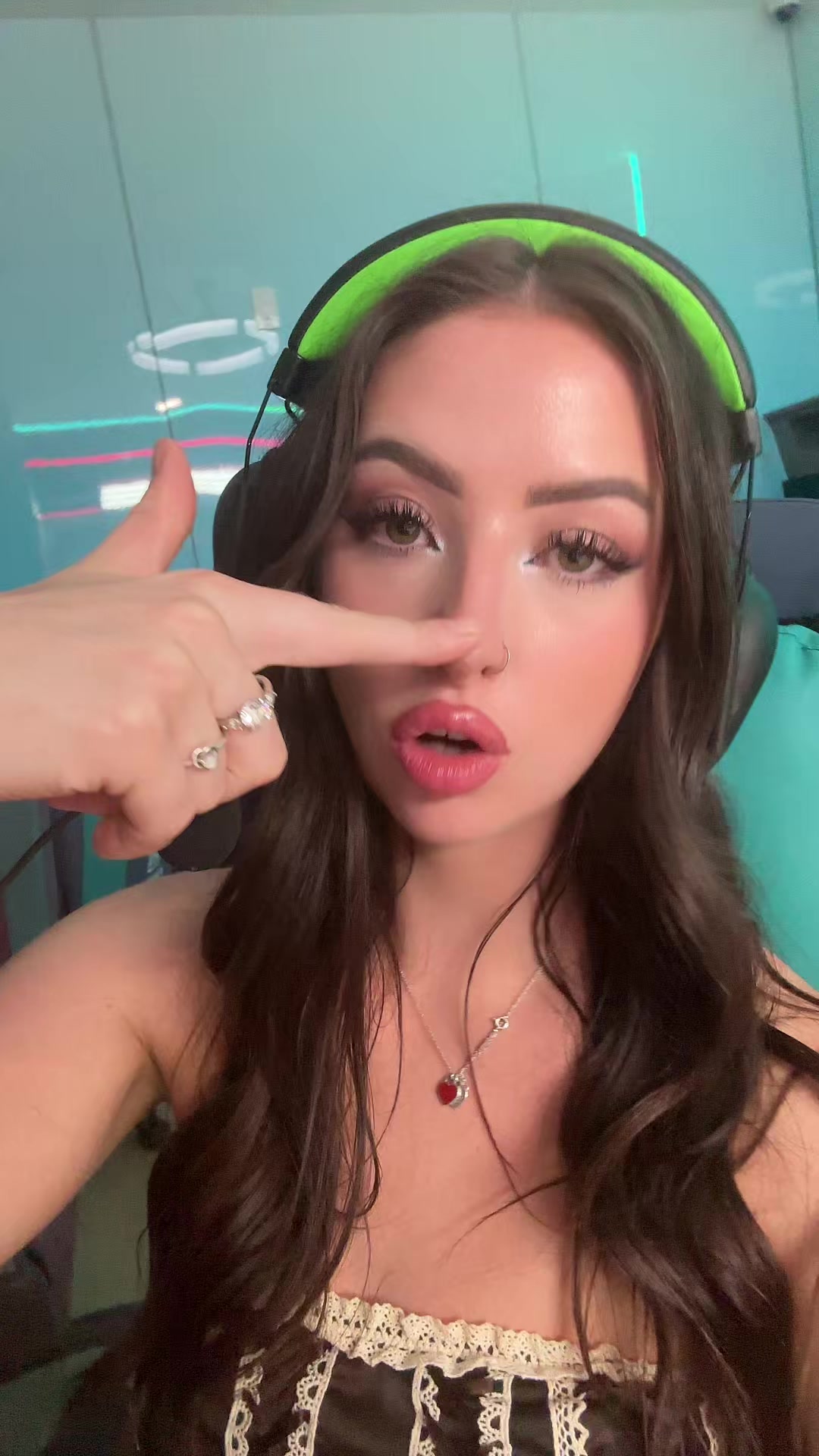@teaganbby